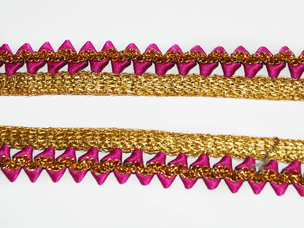 1 Metre Magenta Golden Triangle Zari Work Lace Border