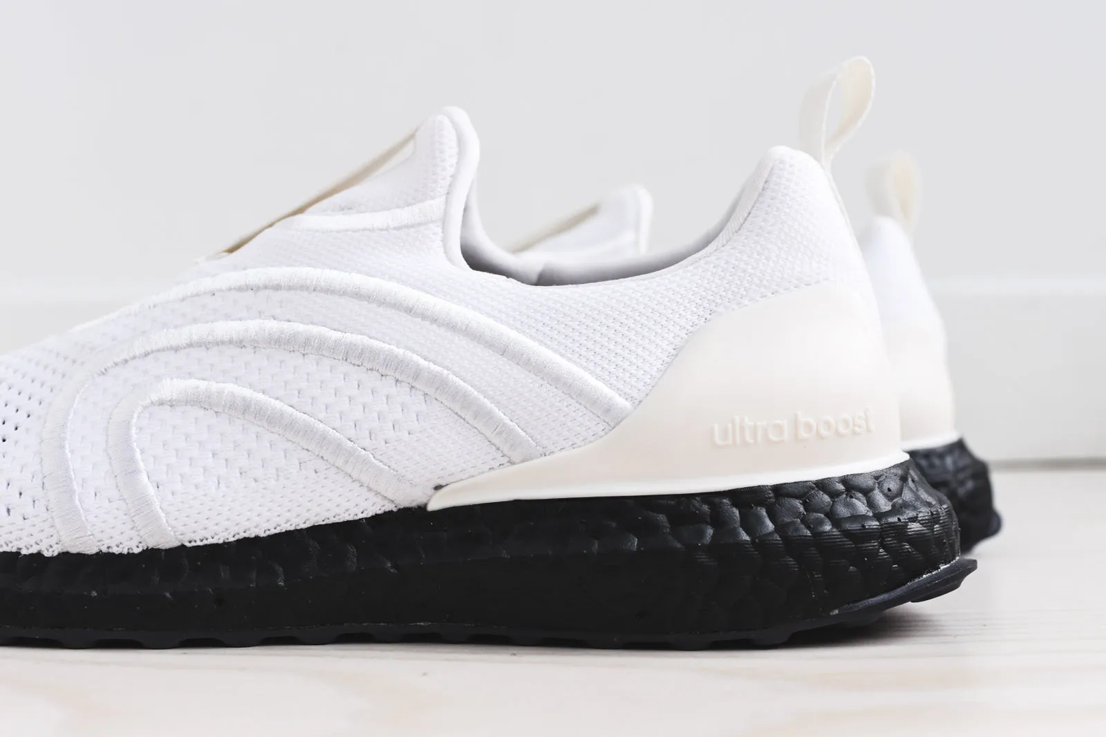 adidas by Stella McCartney WMNS UltraBoost Uncaged - Chalk White / Stone