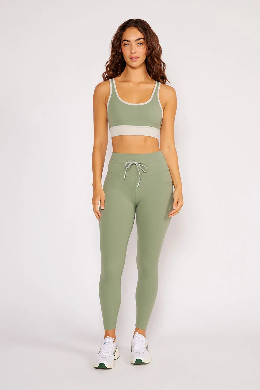 Blake contrast binding sports bra jade