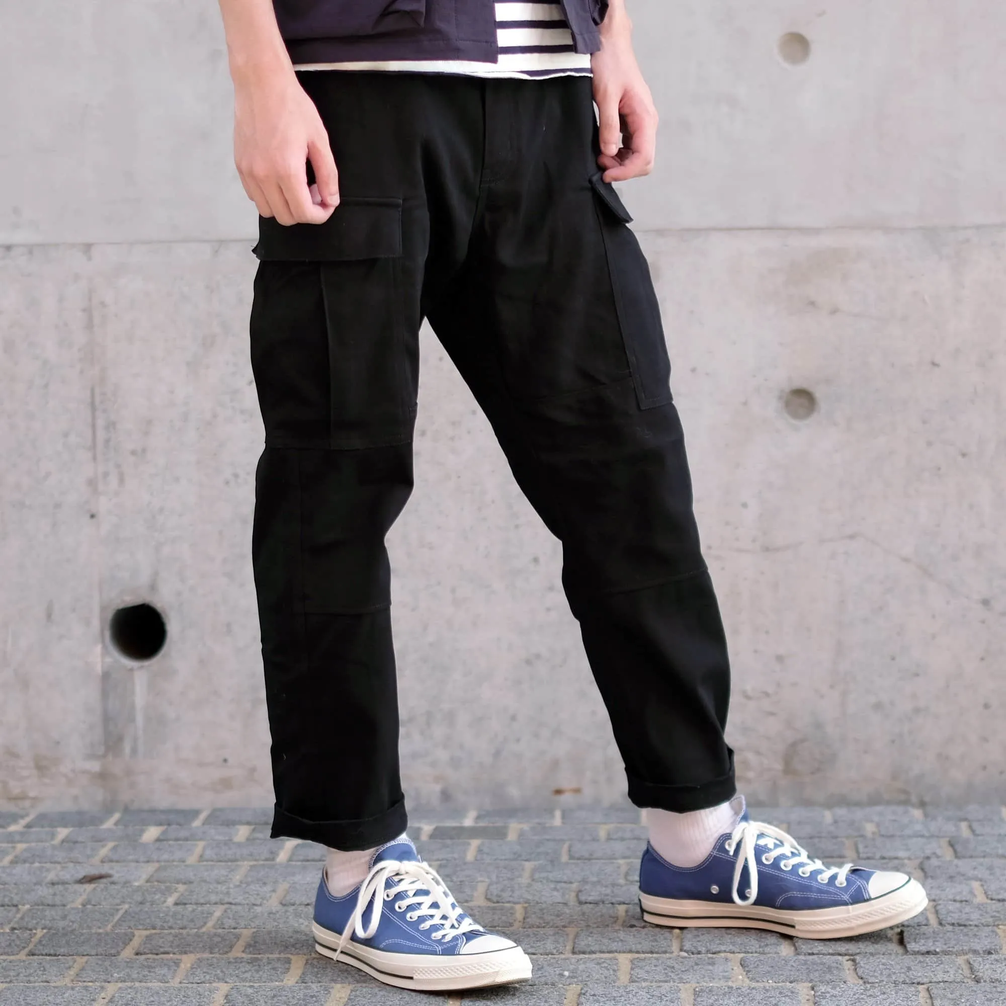 Boysnextdoor Cropped Cargo Chino Pants in Black