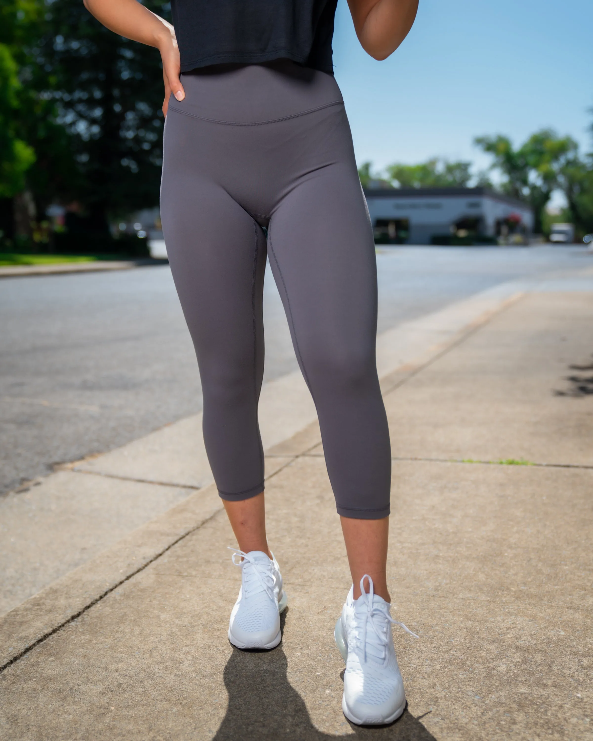 Effortless Classic Capris - Alloy Steel