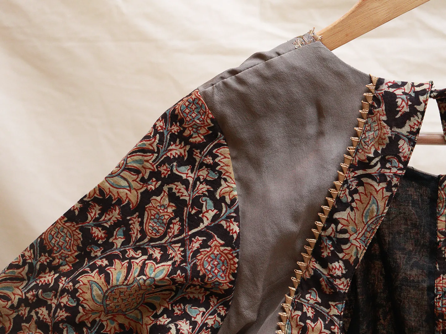 Fossil Grey crepe silk, Kalamkari blouse