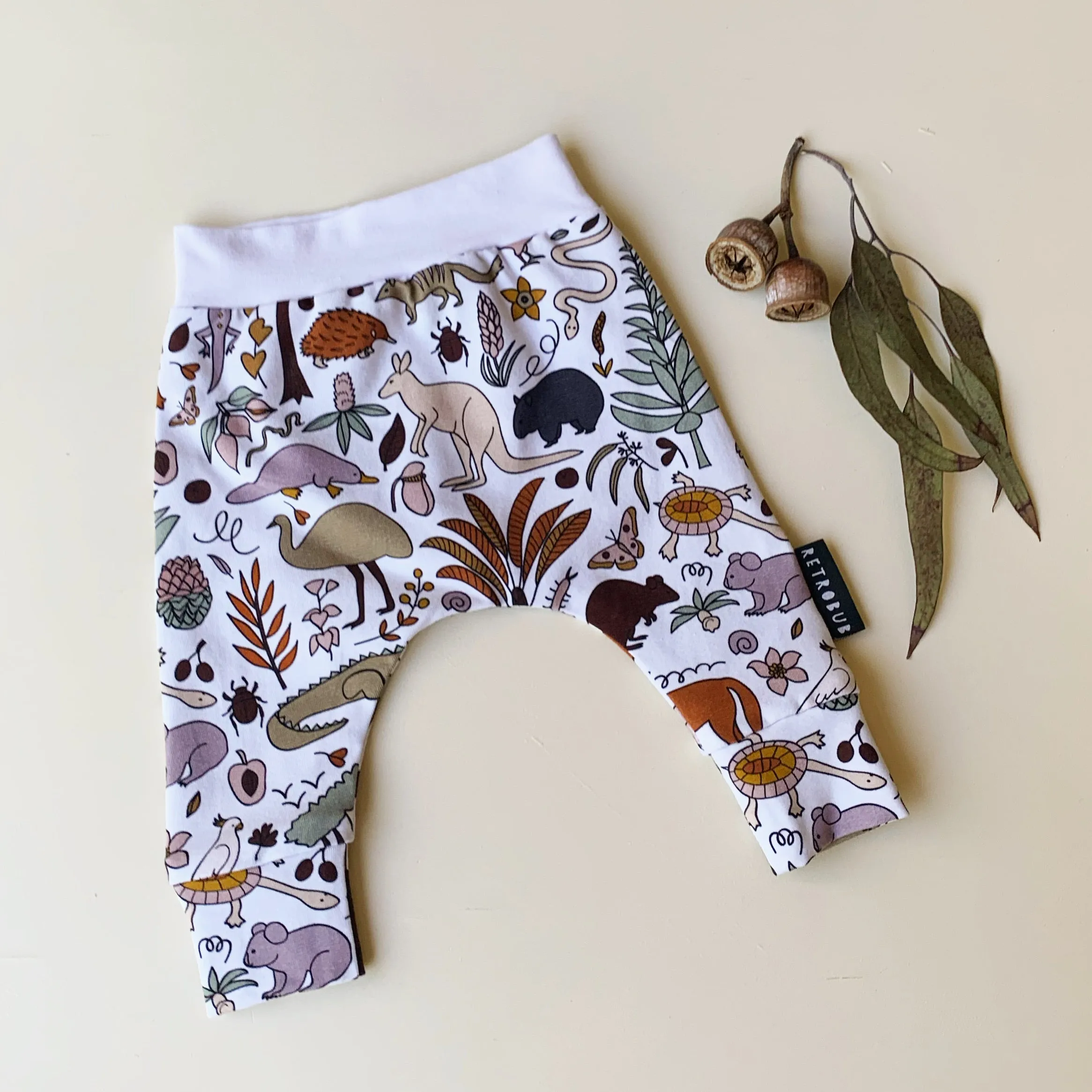 KOALA BUSHLAND harem leggings white