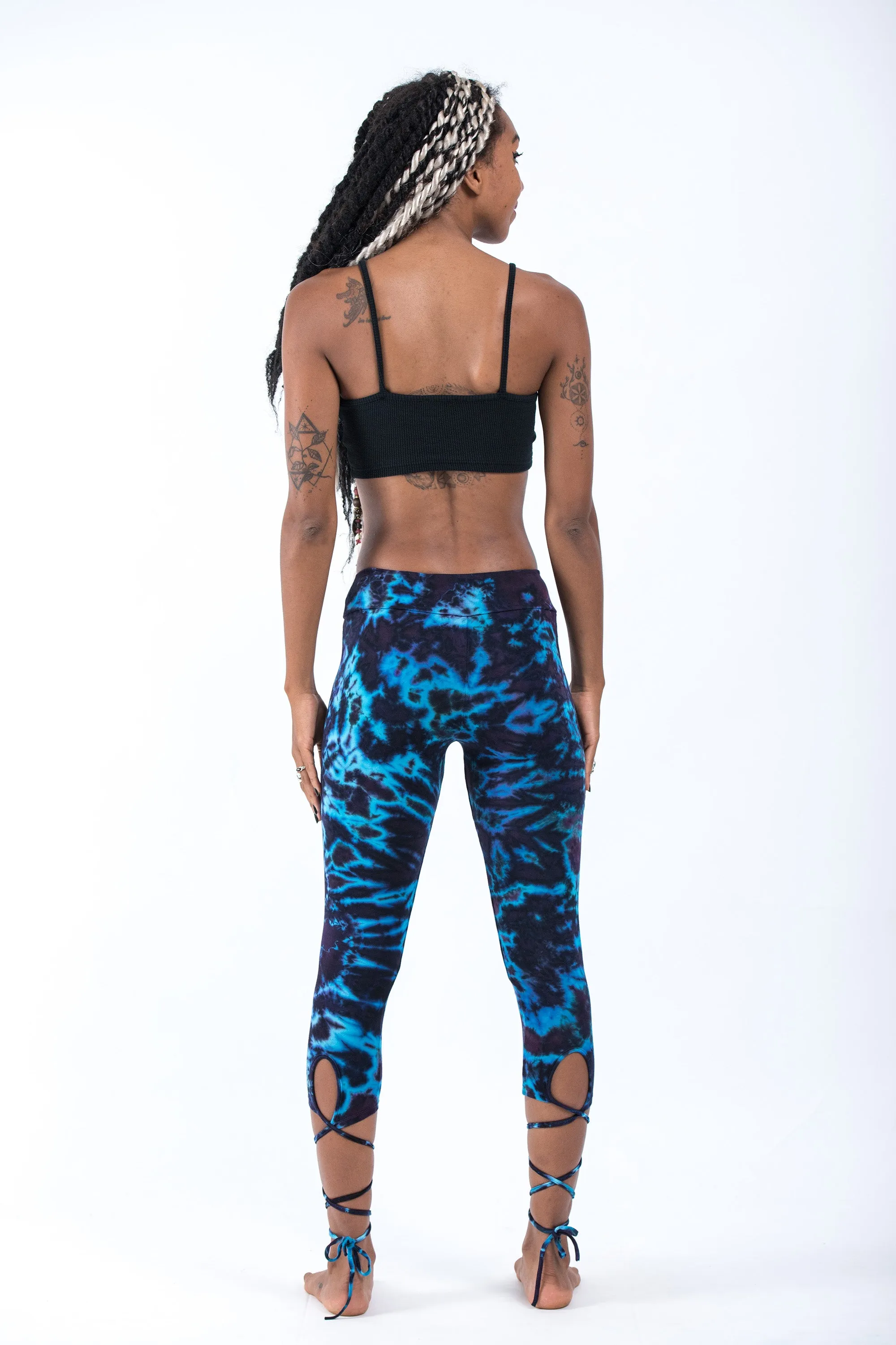 Marble Tie Dye Cotton Capri Leggings in Indigo