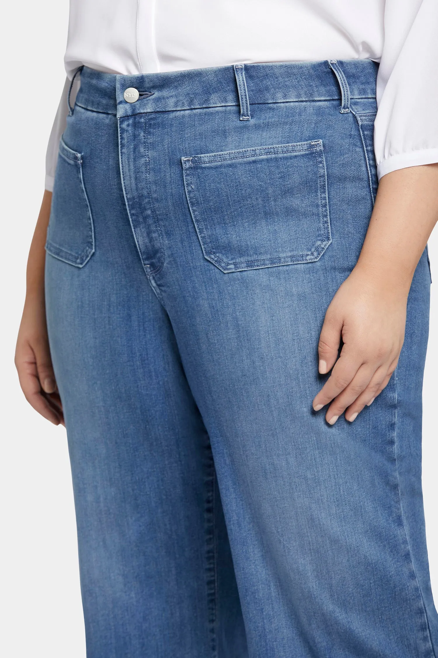 Patchie Wide Leg Capri Jeans In Petite Plus Size - Compass