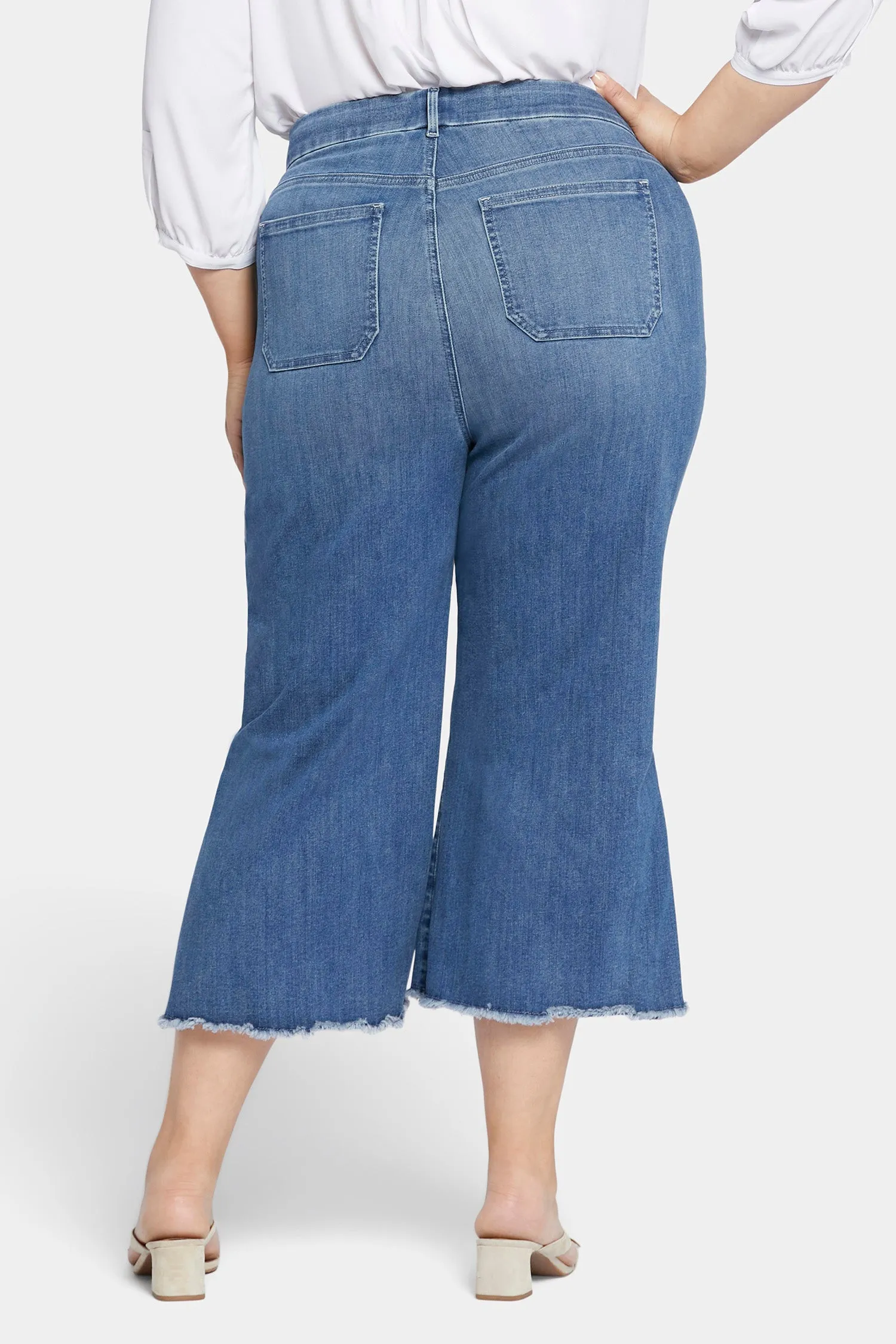 Patchie Wide Leg Capri Jeans In Petite Plus Size - Compass