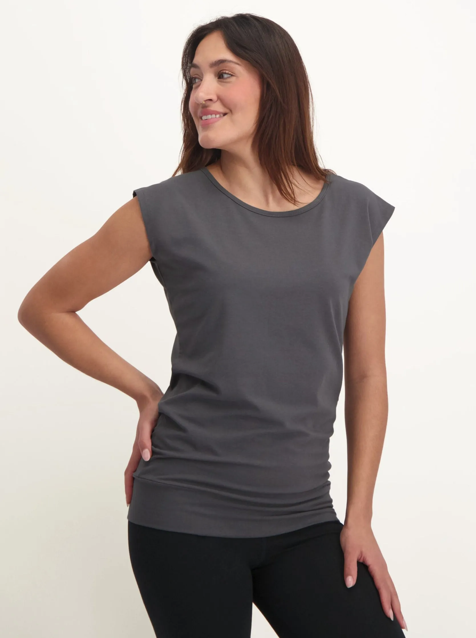 Urban Goddess Asana Yoga Tee - Charcoal